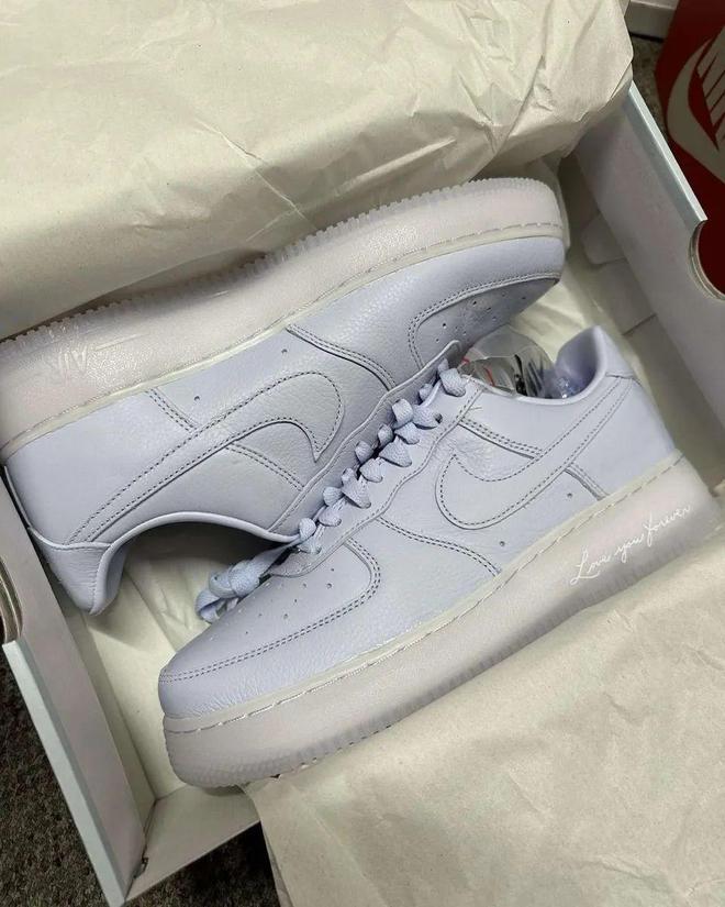 名曝光  国区同步HAL x ASICS 联名官宣！千亿网站调色盘开启！Drake x Nike 最新联(图3)
